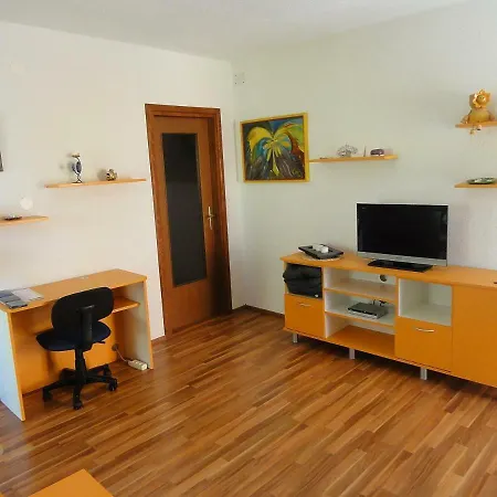 Cozy Ernesto*good Location*rovinj * روفينج